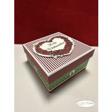 Ajándékcsomag, díszdobozban - Piroska