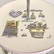 Levendulás kerámia emeletes kínáló tálca