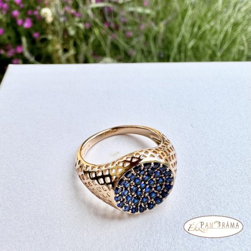 18 K Gold Filled  pecsét gyűrű  kristályokkal- Alexia blue