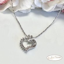 White Gold Filled nyaklánc medállal - Dolores