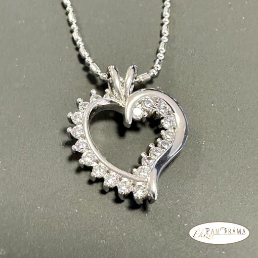 White Gold Filled nyaklánc medállal - Dolores