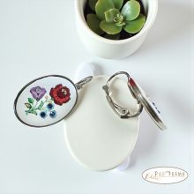 Eredeti Swanis® kristályos, francia kapcsos fülbevaló- Kalocsai fehér ovális