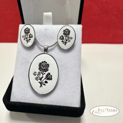 Eredeti Swanis® kristályos szett- Kalocsai szett fekete