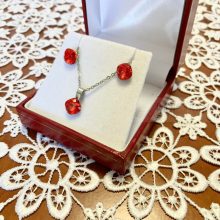 Swanis® párna kristályos  szett - Light siam 8 mm